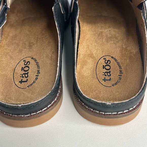 Taos Footwear Black Textured Flats - Picture 6 of 7